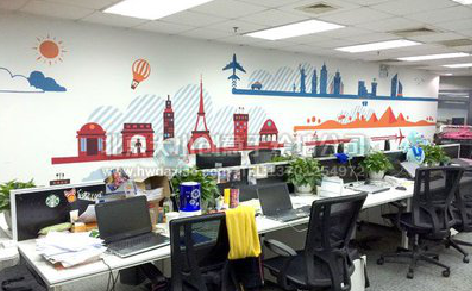 桂东教你设计办公室墙绘的方法。