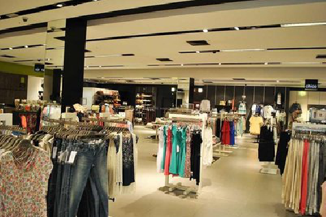 桂东商场里的店面怎么装修?